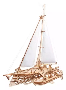 Ugears Trimaran Merihobus: Puzzle di Legno 3D - Barca a Vela Meccanica