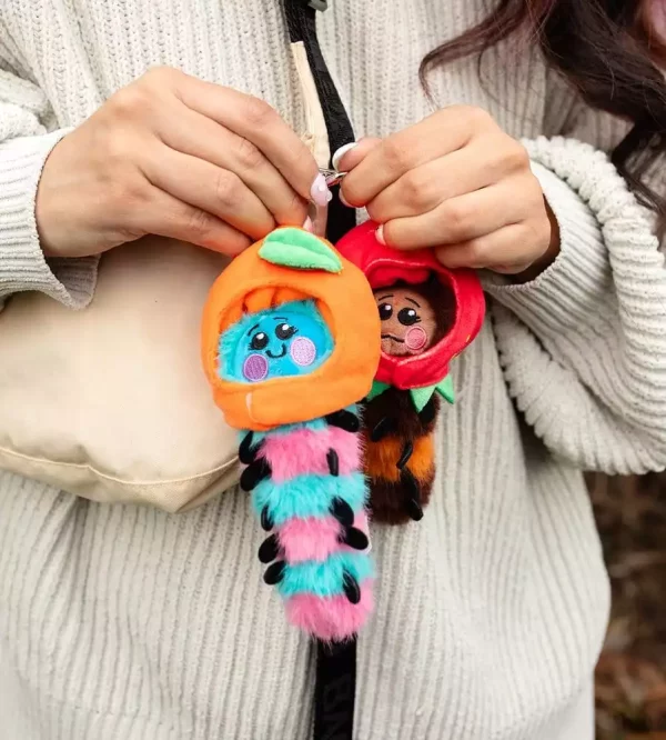 wooly-bear-and-friends-plush-keychain-s1-7-cm-blind-box-display-6-1787040288-1