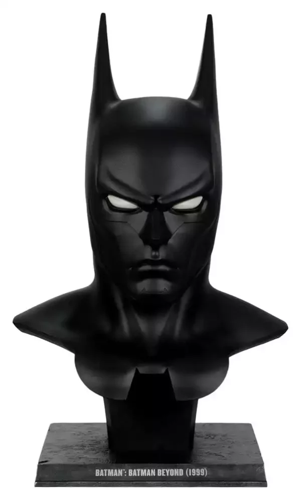 batman-dc-direct-replica-1-1-batman-beyond-mask-58-cm-1789803854-0