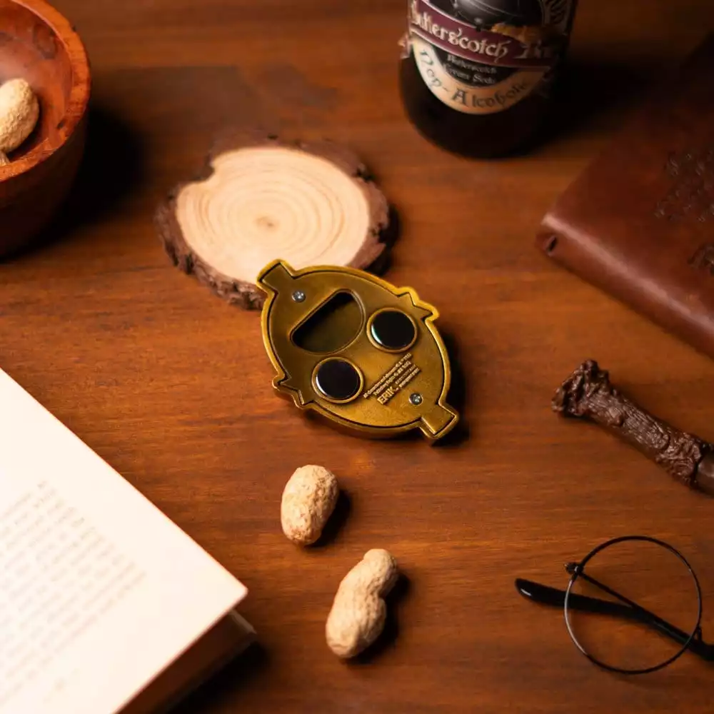 harry-potter-butterbeer-magnet-with-bottle-opener-1789391682-3