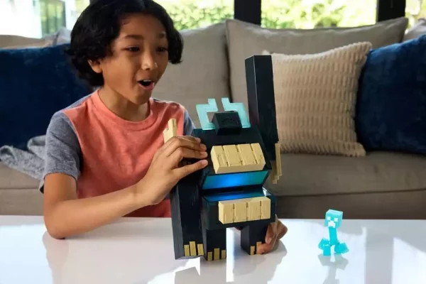 minecraft-dungeons-ii-action-figure-with-light-and-sound-twisted-warden-1788884852-1