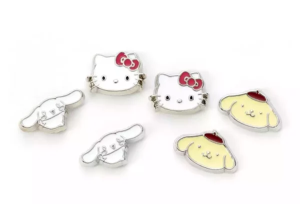 sanrio-stud-earring-set-hello-kitty-cinnamon-roll-and-pompompurin-1788939965-2 sanrio-stud-earring-set-hello-kitty-cinnamon-roll-and-pompompurin-1788939965-2
