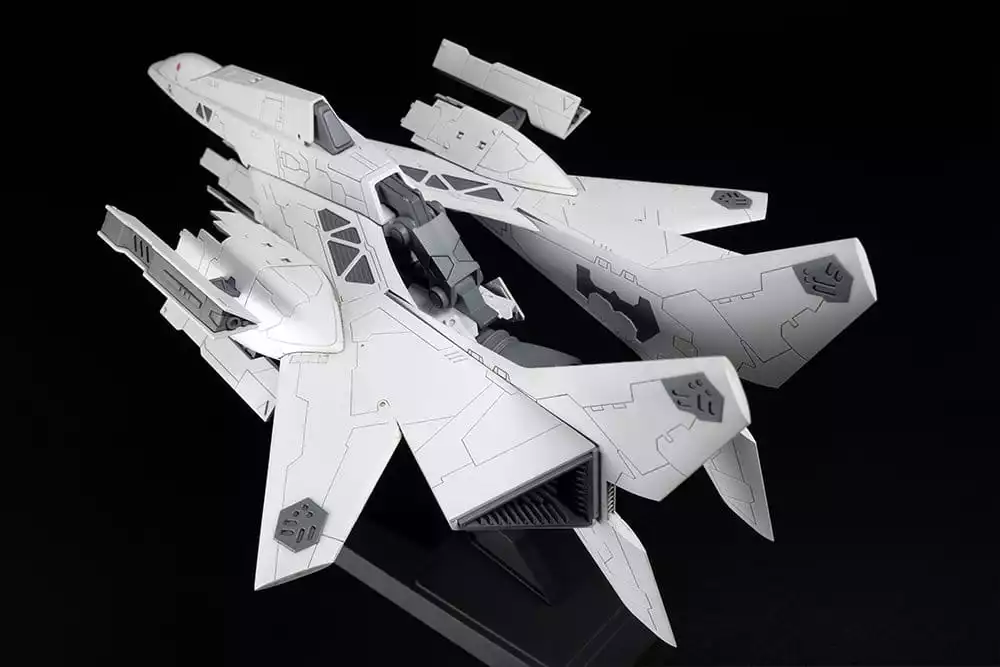 silpheed-plastic-model-kit-1-100-sa-77-lancer-type-convertible-kit-26-cm-1788504850-1