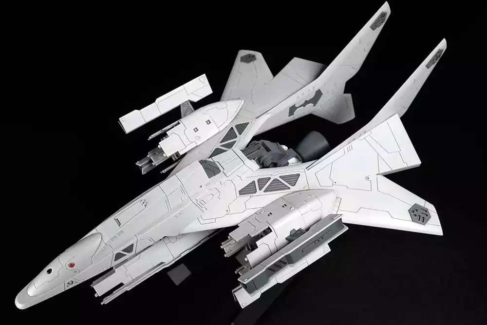 silpheed-plastic-model-kit-1-100-sa-77-lancer-type-convertible-kit-26-cm-1788504851-2