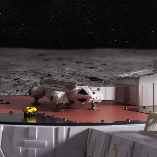 space-1999-playset-landing-pad-with-eagle-transporter-46-cm-1788454049-8