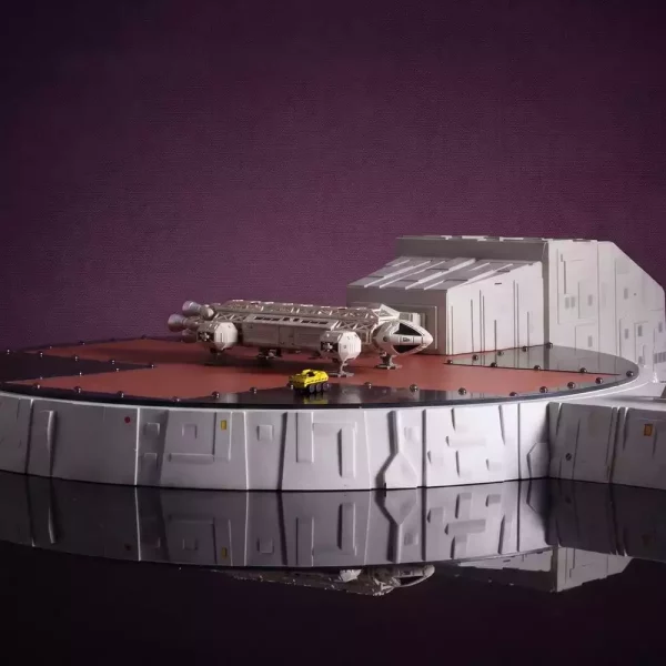 space-1999-playset-landing-pad-with-eagle-transporter-46-cm-1788454050-9
