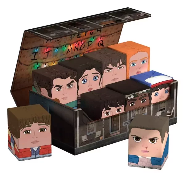 squaroes-collectors-800-case-stranger-things-the-byers-house-1789473373-5
