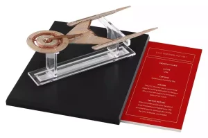 Star Trek U.S.S. Discovery NCC-1031 Die-Cast Model 10 cm