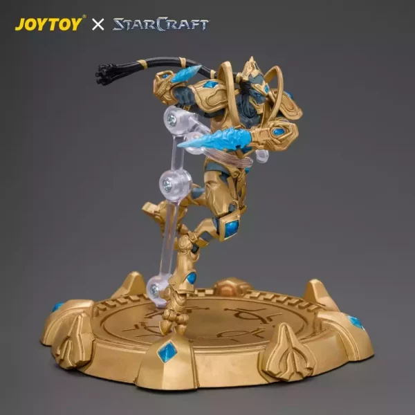 starcraft-figure-protoss-zealot-1789391730-5