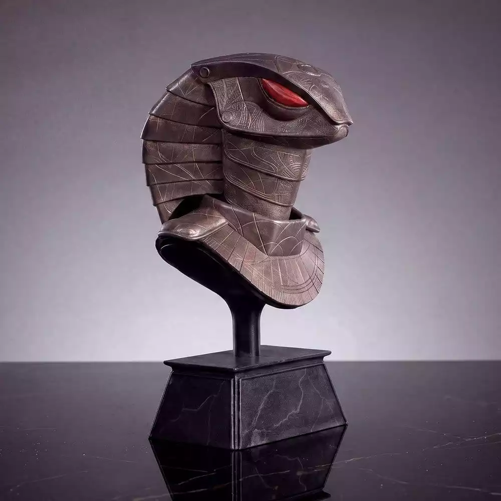 stargate-desktop-replica-helmet-replica-serpent-guard-helmet-apophis-15-cm-1788453992-1