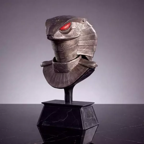 stargate-desktop-replica-helmet-replica-serpent-guard-helmet-apophis-15-cm-1788453995-5 stargate-desktop-replica-helmet-replica-serpent-guard-helmet-apophis-15-cm-1788453995-5