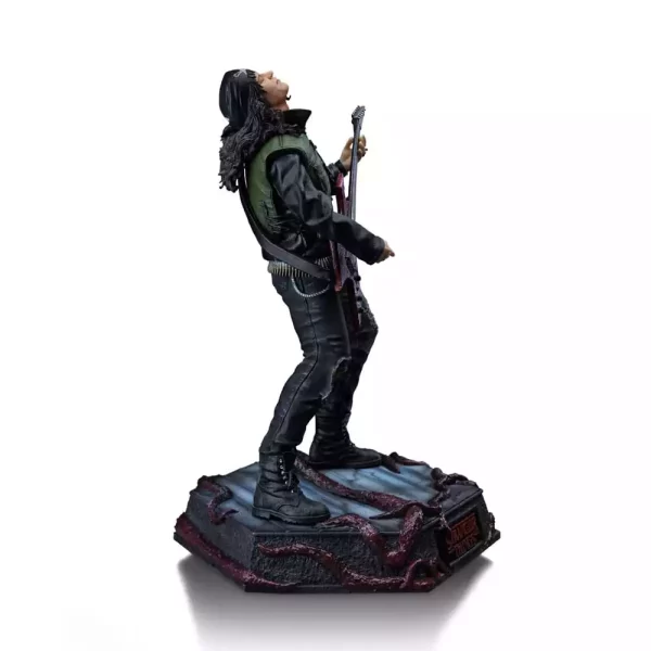 stranger-things-deluxe-art-scale-statue-1-10-eddie-munson-20-cm-1789989452-3 stranger-things-deluxe-art-scale-statue-1-10-eddie-munson-20-cm-1789989452-3
