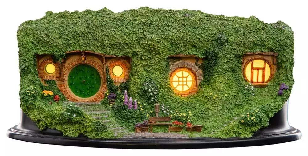 the-lord-of-the-rings-environment-hobbit-hole-bag-end-illuminated-edition-7-cm-1790099444-0