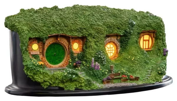 the-lord-of-the-rings-environment-hobbit-hole-bag-end-illuminated-edition-7-cm-1790099447-2 the-lord-of-the-rings-environment-hobbit-hole-bag-end-illuminated-edition-7-cm-1790099447-2