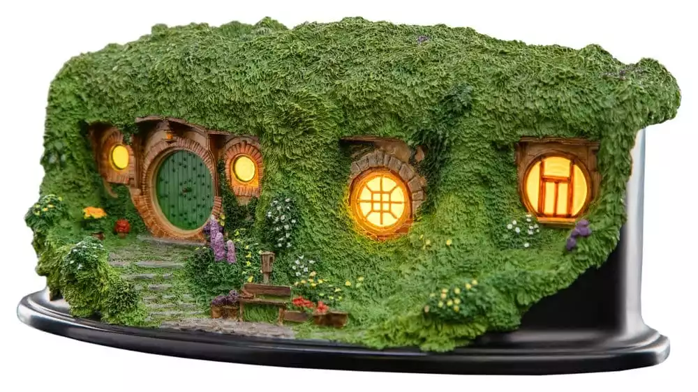 the-lord-of-the-rings-environment-hobbit-hole-bag-end-illuminated-edition-7-cm-1790099449-3