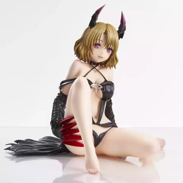 to-love-ru-darkness-pvc-figure-1-6-risa-momioka-darkness-ver-15-cm-1788788387-7