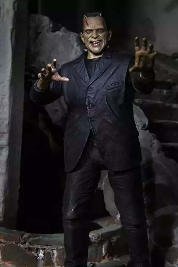 universal-monsters-action-figure-ultimate-frankensteins-monster-color-18-cm-1788768352-2