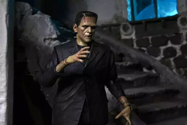universal-monsters-action-figure-ultimate-frankensteins-monster-color-18-cm-1788768355-5