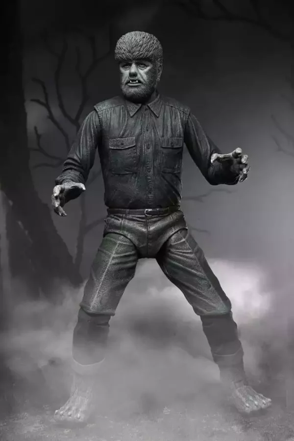 universal-monsters-action-figure-ultimate-the-wolf-man-black-white-18-cm-1788768372-1