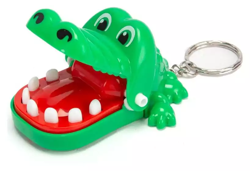 keychain-mini-biting-crocodile-1791374268-0