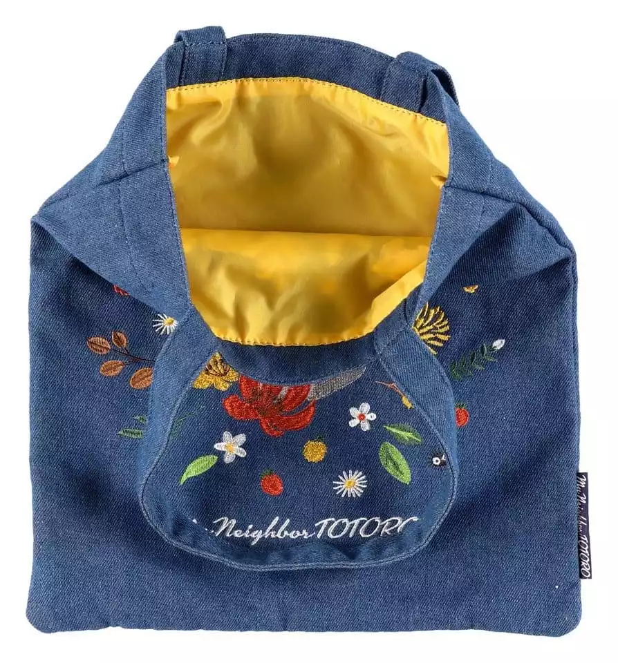 my-neighbor-totoro-tote-bag-denim-totoro-flower-wreath-1791457891-2
